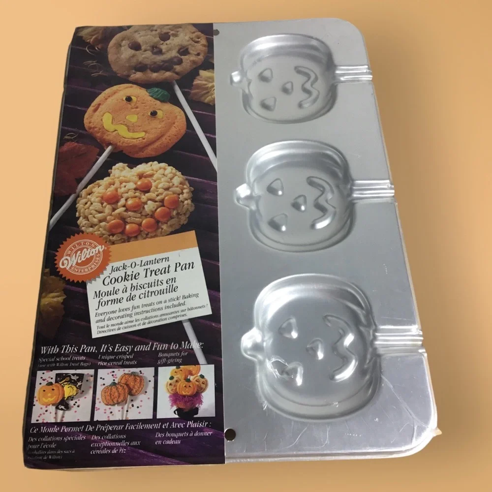 VTG 1995 Wilton Jack O Lantern Cookie Treat Pan Original Packaging #2105…